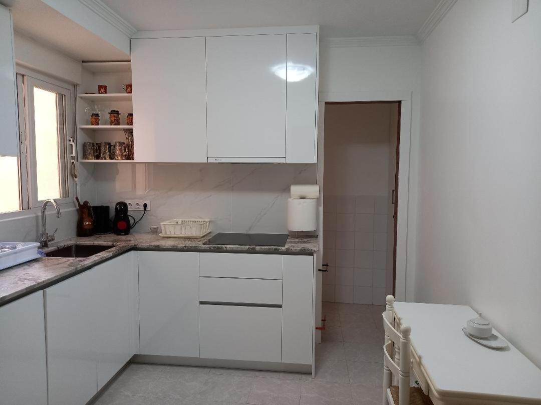 Ferienwohnung Policarpo-Centro Torrevieja Exterior foto